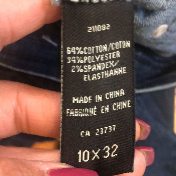 🔴 2 for $25 Gasoline jeans size 10/32 with belt straight leg - Picture 3 of 9